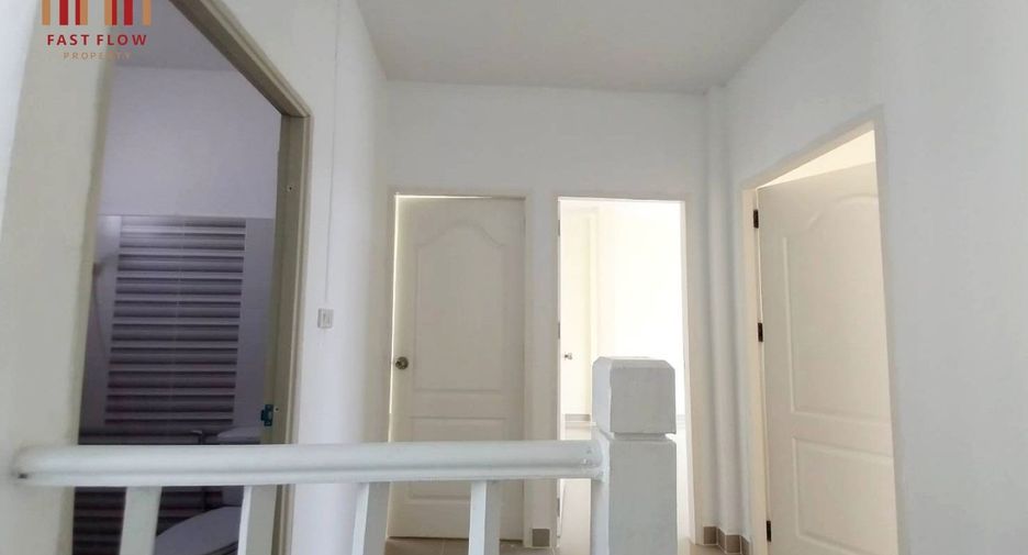 Reihenhaus zum Kauf mit 3 Zimmer in Khlong Luang, Pathum Thani
