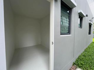 出租 4 卧室 独立屋 在 Mueang Pathum Thani, Pathum Thani