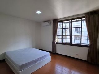 Reihenhaus zur Miete und zum Kauf mit 4 Zimmer in Chatuchak, Bangkok