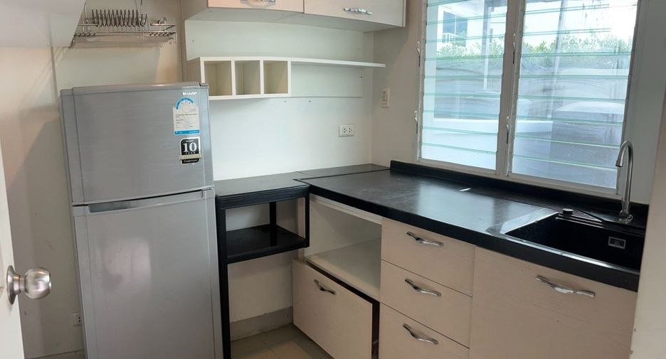 For rent 1 Beds townhouse in Lak Si, Bangkok