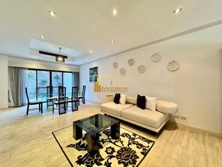 For rent 3 bedrooms townhouse in Khlong Toei, Bangkok