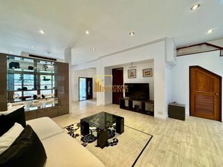 For rent 3 bedrooms townhouse in Khlong Toei, Bangkok