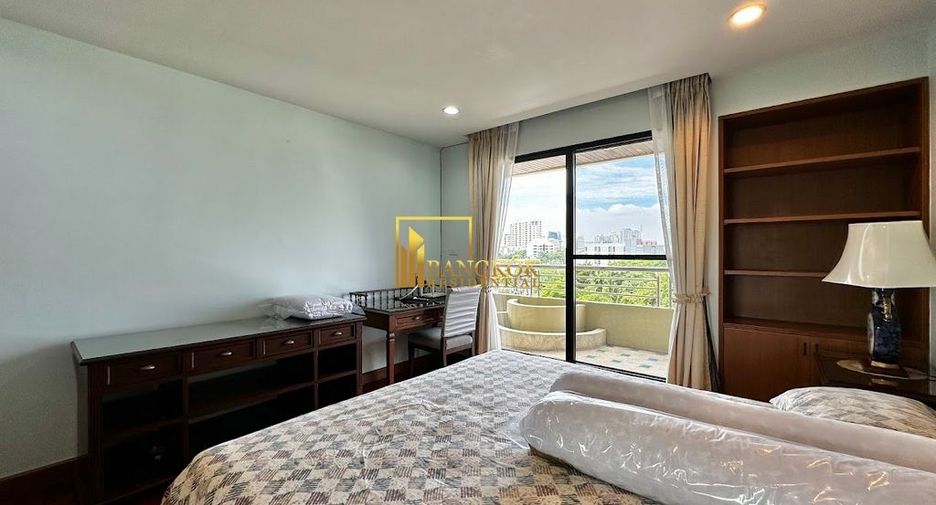 À louer 2 chambres condo à Yan Nawa, Bangkok