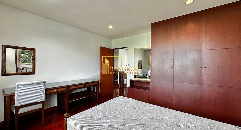 À louer 2 chambres condo à Yan Nawa, Bangkok