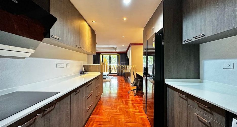 À louer 2 chambres condo à Yan Nawa, Bangkok