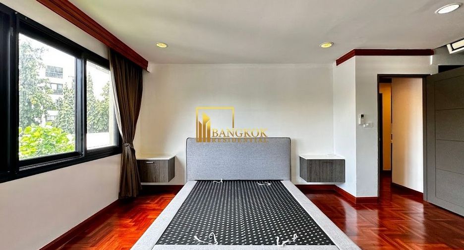 À louer 2 chambres condo à Yan Nawa, Bangkok