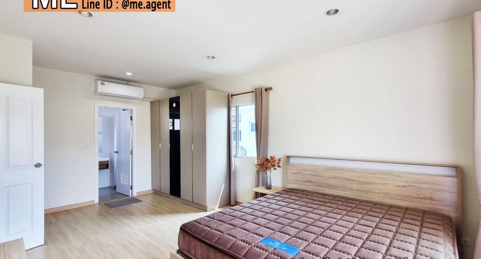 For sale 3 bedrooms house in Suan Luang, Bangkok