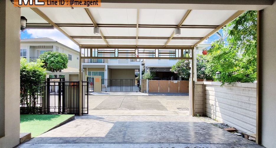 For sale 3 bedrooms house in Suan Luang, Bangkok