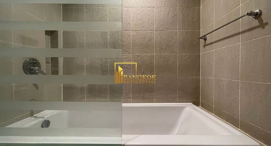For rent 4 bedrooms apartment in Watthana, Bangkok
