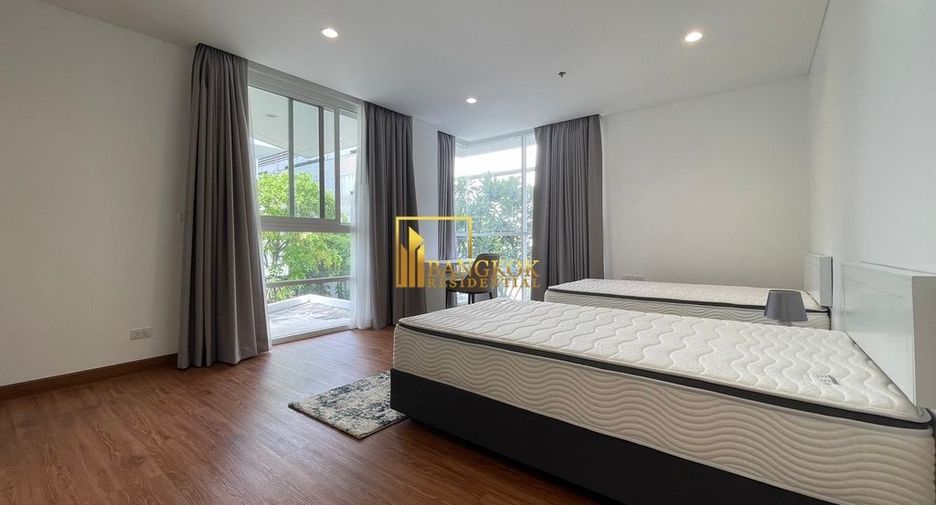 For rent 4 bedrooms apartment in Watthana, Bangkok
