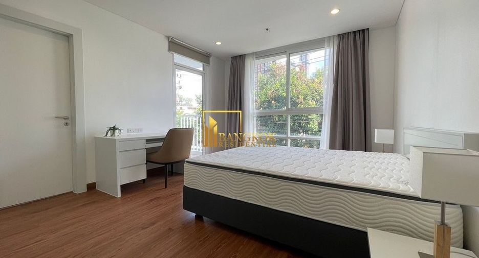 For rent 4 bedrooms apartment in Watthana, Bangkok