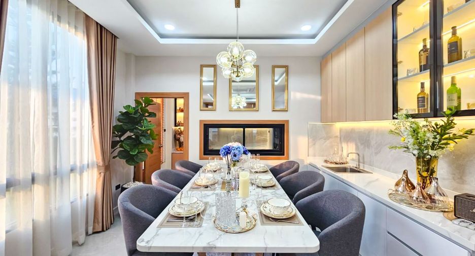 À vendre 4 chambres villa à Bang Lamung, Chonburi