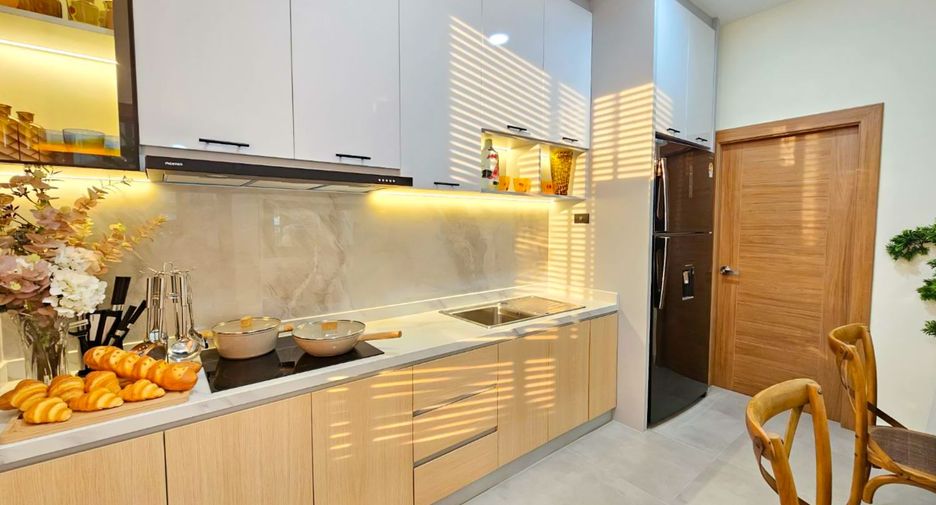 À vendre 4 chambres villa à Bang Lamung, Chonburi