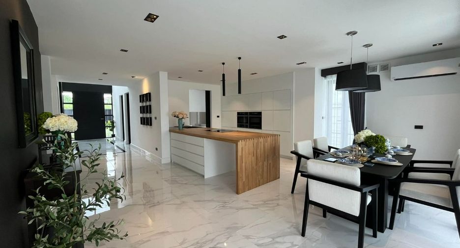 For rent and for sale 6 bedrooms villa in Bang Lamung, Chonburi