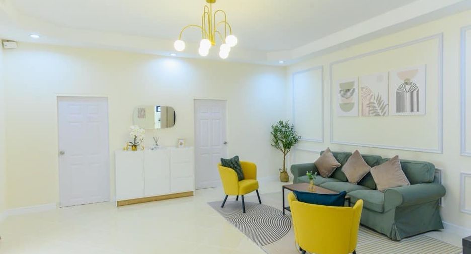 For rent and for sale 3 bedrooms house in Bang Lamung, Chonburi