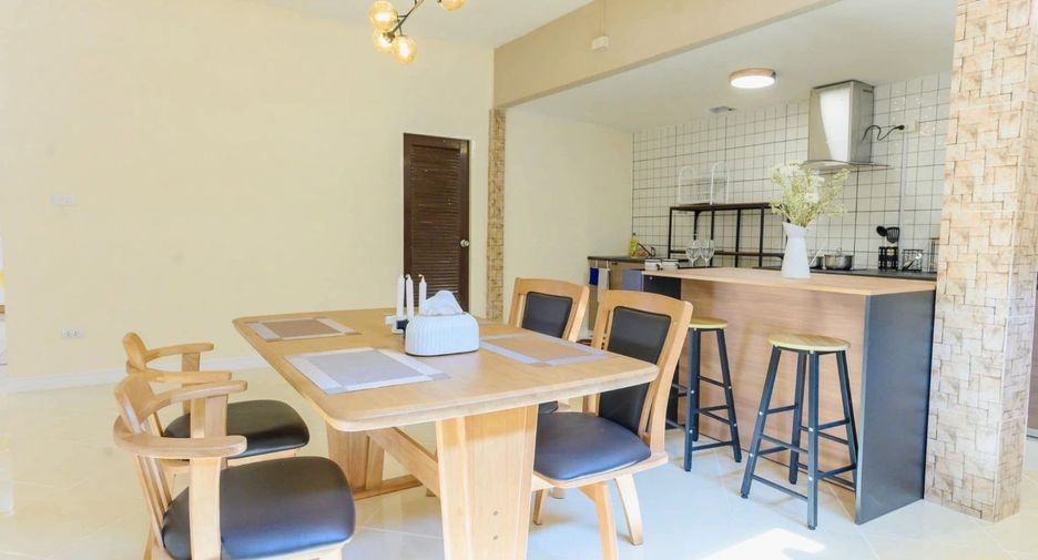 For rent and for sale 3 bedrooms house in Bang Lamung, Chonburi