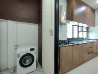 For rent and for sale 4 bedrooms house in Mueang Chiang Mai, Chiang Mai