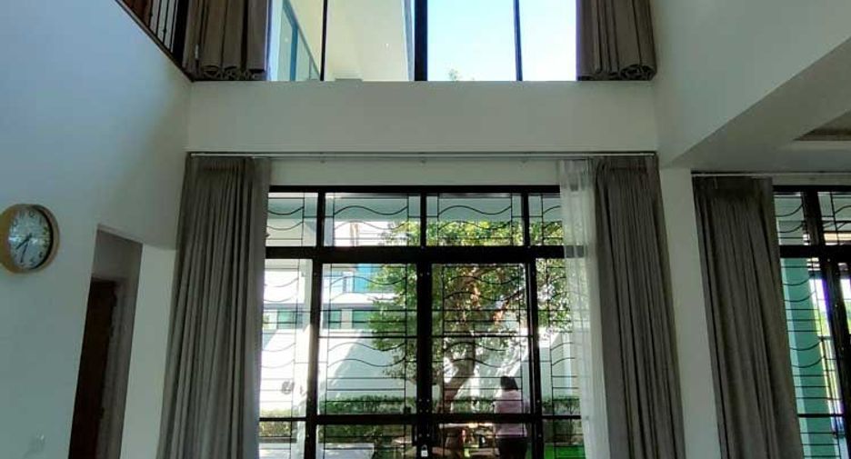 For rent and for sale 4 bedrooms house in Mueang Chiang Mai, Chiang Mai