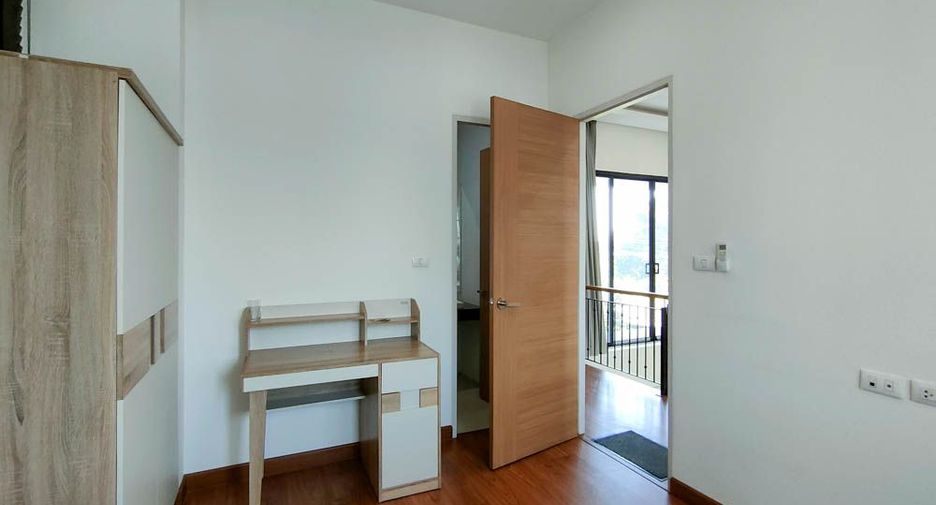 For rent and for sale 4 bedrooms house in Mueang Chiang Mai, Chiang Mai