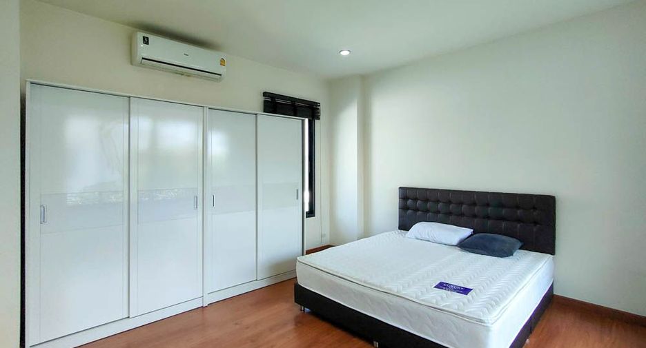 For rent and for sale 4 bedrooms house in Mueang Chiang Mai, Chiang Mai