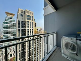 Condo en alquiler de 2 habitaciones en Khlong Toei, Bangkok