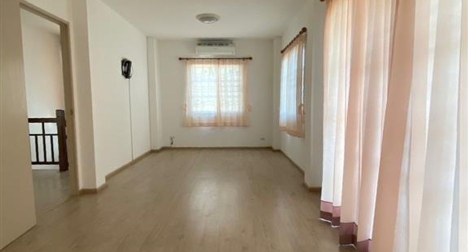 For sale 3 bed house in Mueang Chachoengsao, Chachoengsao