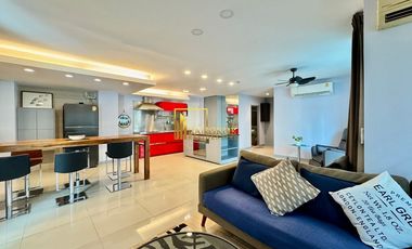 Condo en alquiler de 3 habitaciones en Watthana, Bangkok