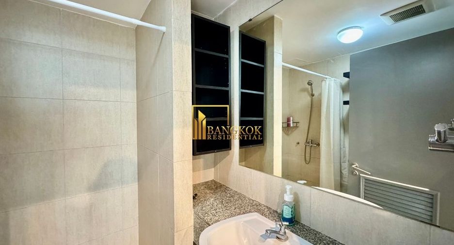 Condo en alquiler de 3 habitaciones en Watthana, Bangkok