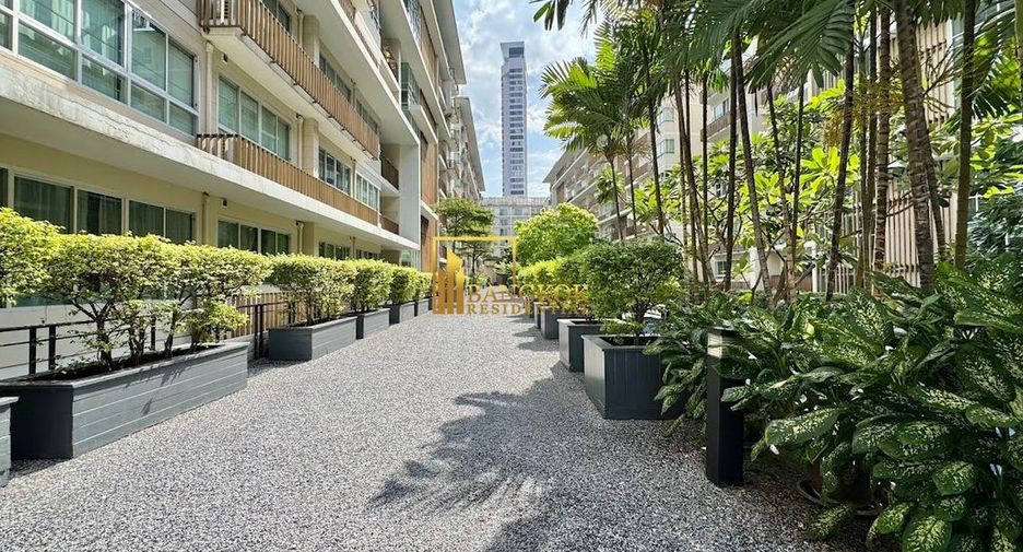 Condo en alquiler de 3 habitaciones en Watthana, Bangkok