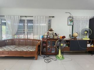 Haus zum Kauf mit 3 Zimmer in Nong Chok, Bangkok