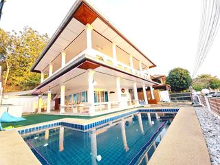 À louer 4 chambres maison à Bang Lamung, Chonburi