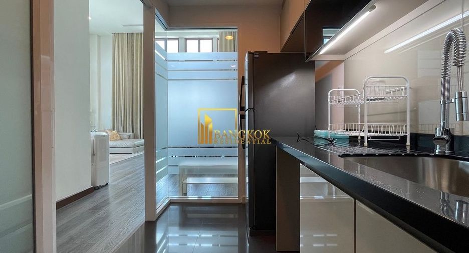 For rent 3 ベッドルーム condo in Khlong Toei, Bangkok