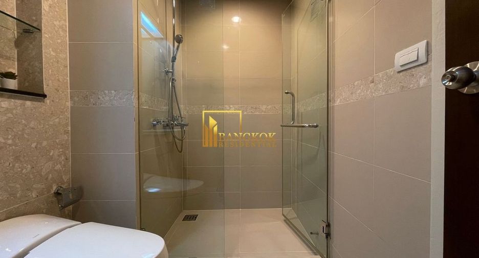 For rent 3 ベッドルーム condo in Khlong Toei, Bangkok