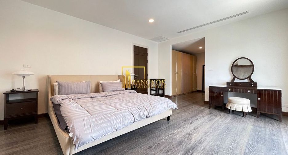For rent 3 ベッドルーム condo in Khlong Toei, Bangkok