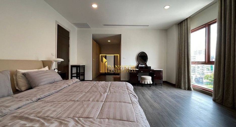 For rent 3 ベッドルーム condo in Khlong Toei, Bangkok