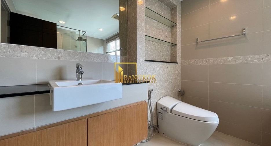 For rent 3 ベッドルーム condo in Khlong Toei, Bangkok