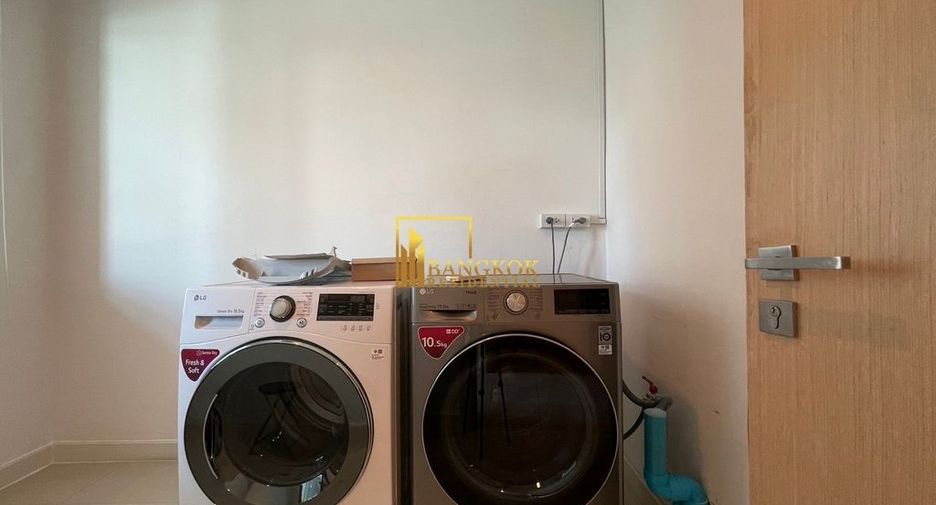 For rent 3 ベッドルーム condo in Khlong Toei, Bangkok