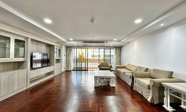 For rent 3 bedrooms apartment in Watthana, Bangkok