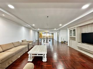 Apartamento en alquiler de 3 habitaciones en Watthana, Bangkok
