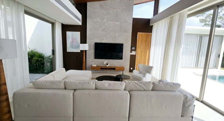 For sale 3 bedrooms villa in Thalang, Phuket
