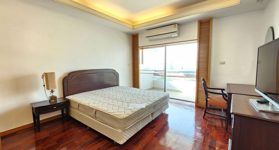 Apartment zur Miete mit 3 Zimmer in Bang Rak, Bangkok
