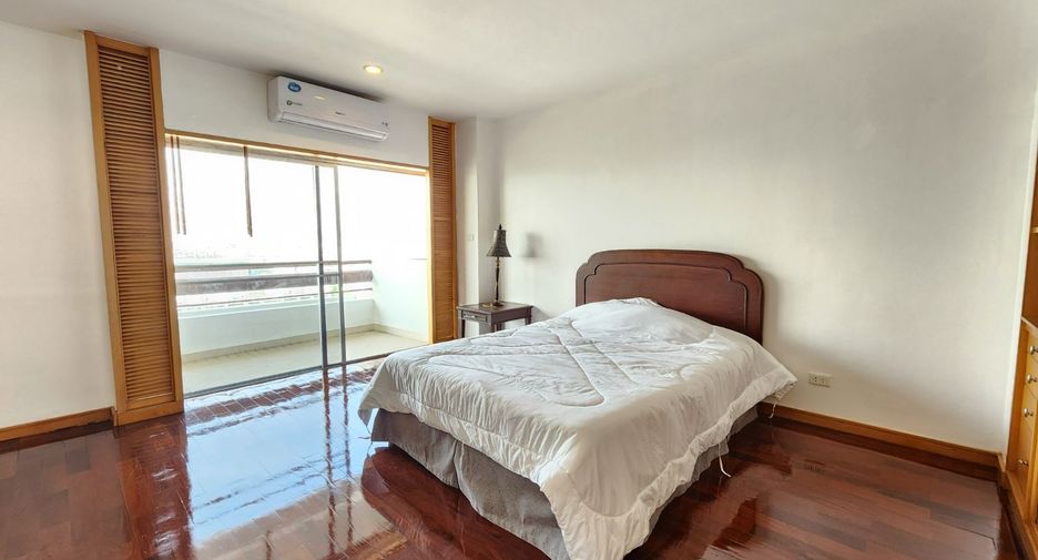 Apartment zur Miete mit 3 Zimmer in Bang Rak, Bangkok