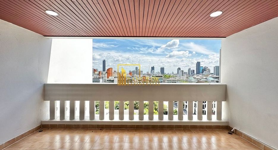 À louer 3 chambres appartement à Watthana, Bangkok