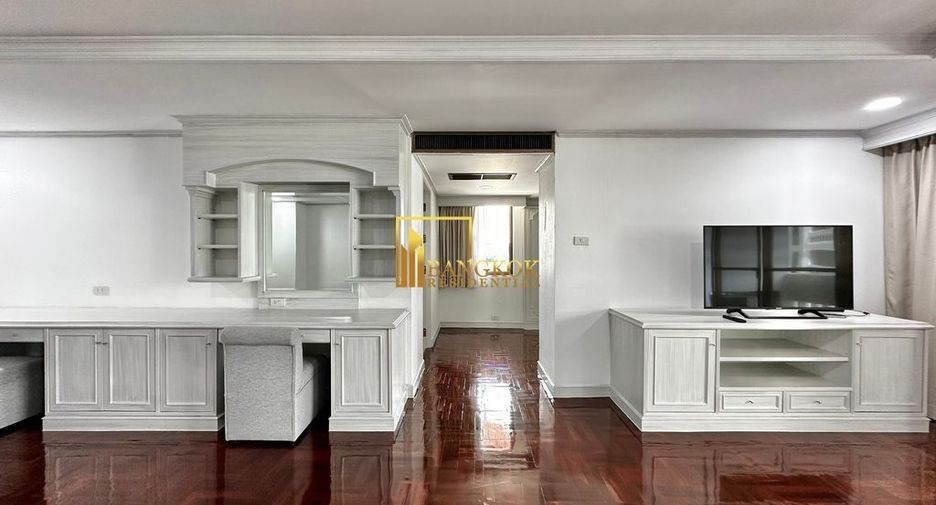 À louer 3 chambres appartement à Watthana, Bangkok