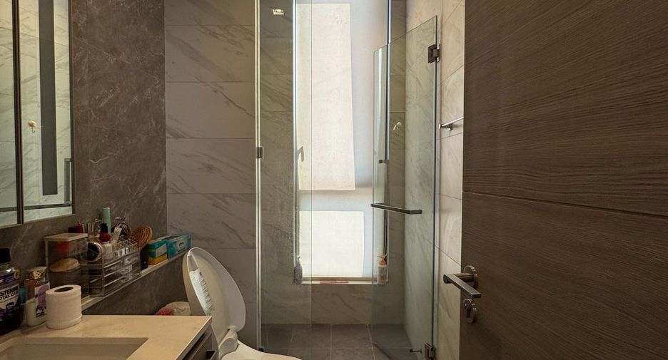 For sale 2 bedrooms condo in Chatuchak, Bangkok
