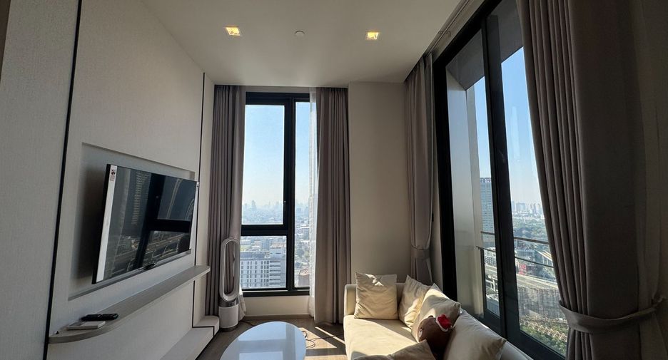 For sale 2 bedrooms condo in Chatuchak, Bangkok