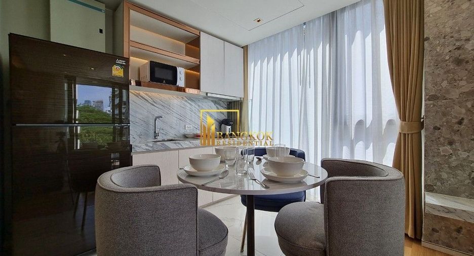 For rent 2 bedrooms apartment in Watthana, Bangkok