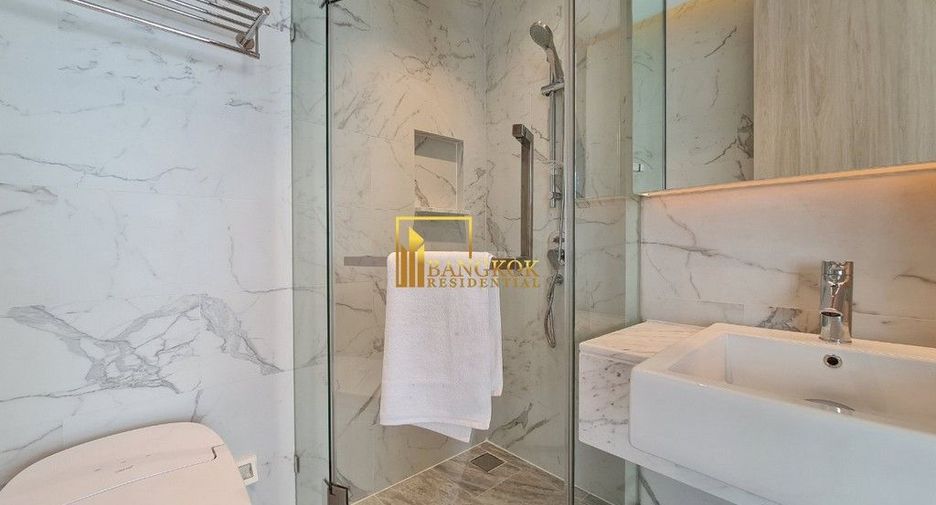 For rent 2 bedrooms apartment in Watthana, Bangkok