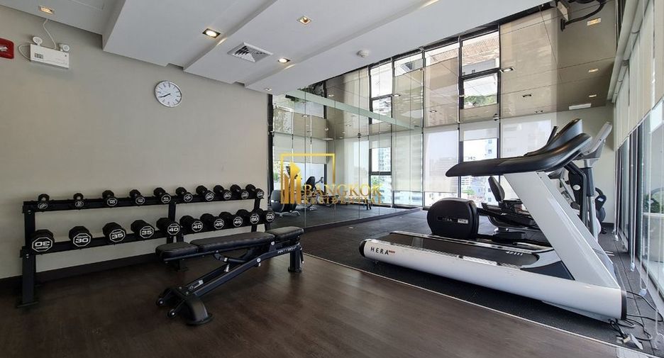 For rent 2 bedrooms apartment in Watthana, Bangkok