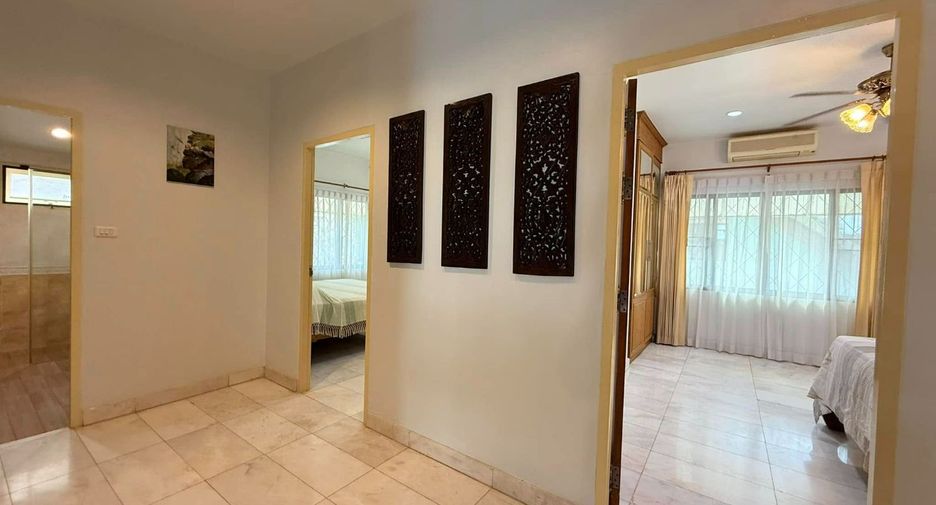 For sale 4 bedrooms villa in Bang Lamung, Chonburi